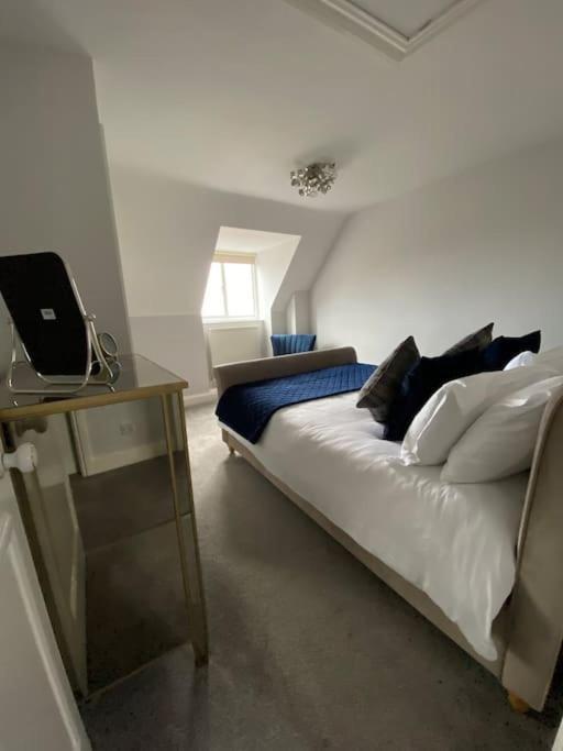 Stunning Apartment In The Heart Of Broadway 브로드웨이 외부 사진